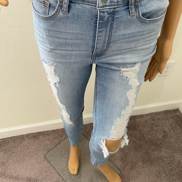 Hollister Distressed Jeans - Picture 6 of 14